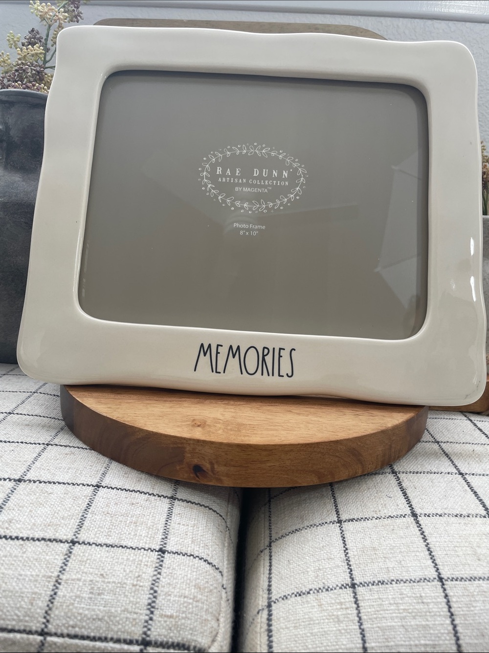 SALE! NEW Rae Dunn Cream Ceramic 'MEMORIES' Photo Frame 8”x 10”